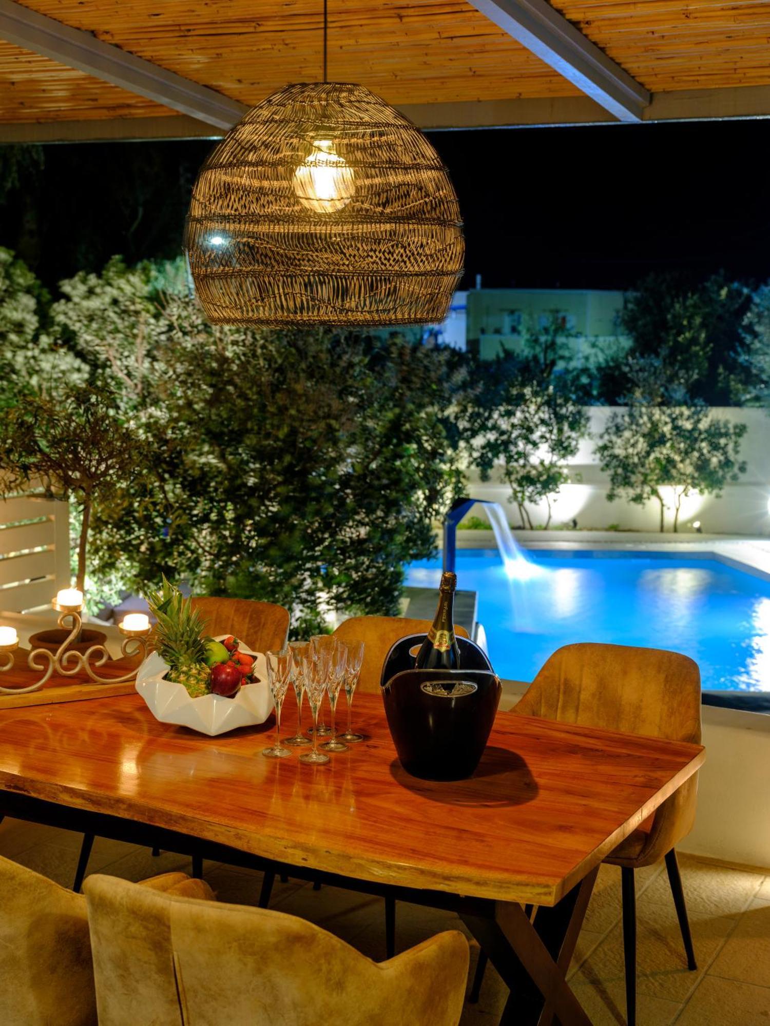 מגלוחורי Ambeli Luxury Villa מראה חיצוני תמונה
